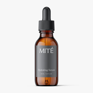 Sérum hidratante facial MITE en frasco ámbar con gotero, hydrating serum para piel suave y luminosa