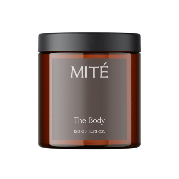 Exfoliante corporal natural MUNCH The Body en frasco ámbar, body scrub hidratante para piel suave y luminosa