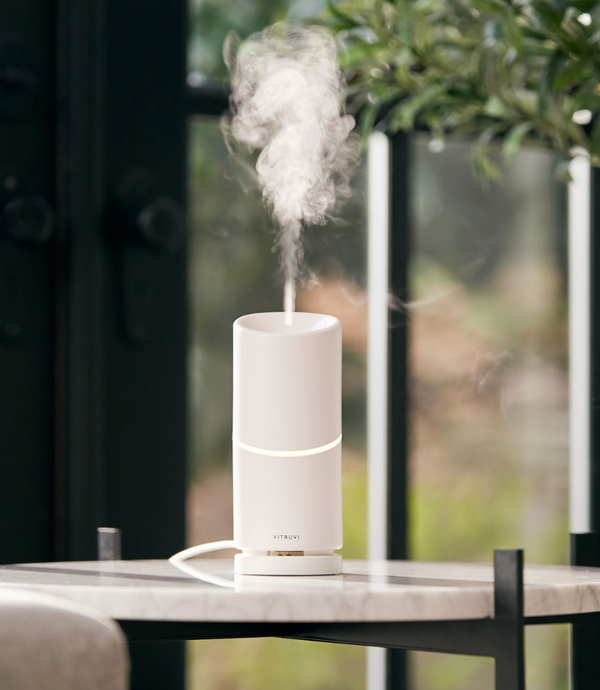 Vitruvi Move Diffuser portátil con bruma para aromaterapia en casa